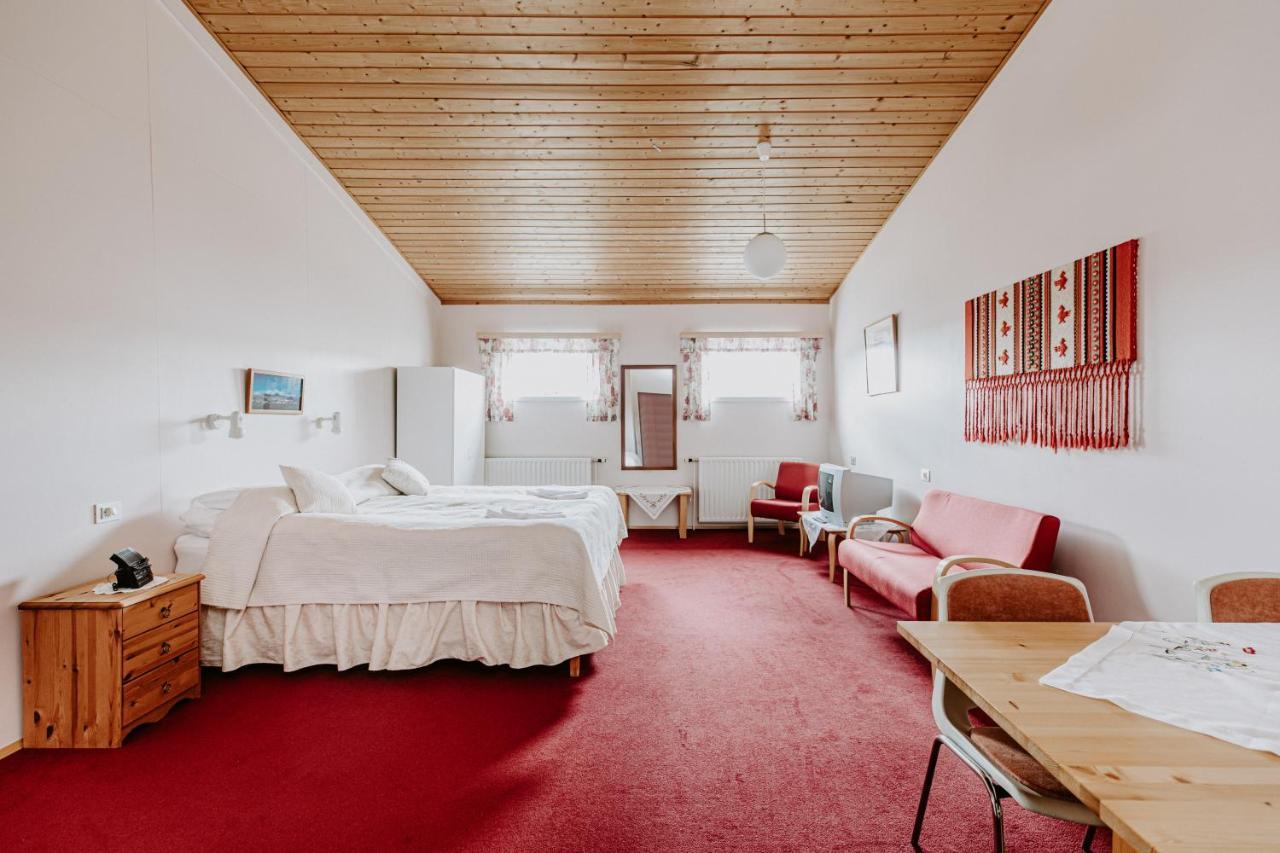 Narfastadir Guesthouse Laugar  Zewnętrze zdjęcie